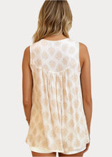 Load image into Gallery viewer, Damask Print Top