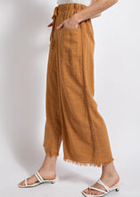 Load image into Gallery viewer, Capris Pants