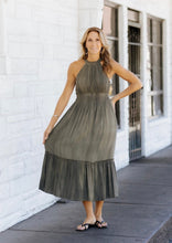 Load image into Gallery viewer, Olivia Maxi Dress
