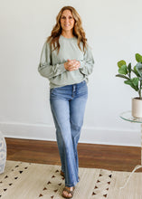 Load image into Gallery viewer, Basic Crewneck Sweatshirt