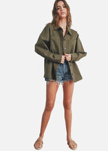 Load image into Gallery viewer, Essential Fall Jacket
