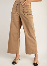 Load image into Gallery viewer, Scalloped Pocket Pants
