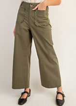 Load image into Gallery viewer, Scalloped Pocket Pants
