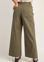 Load image into Gallery viewer, Scalloped Pocket Pants
