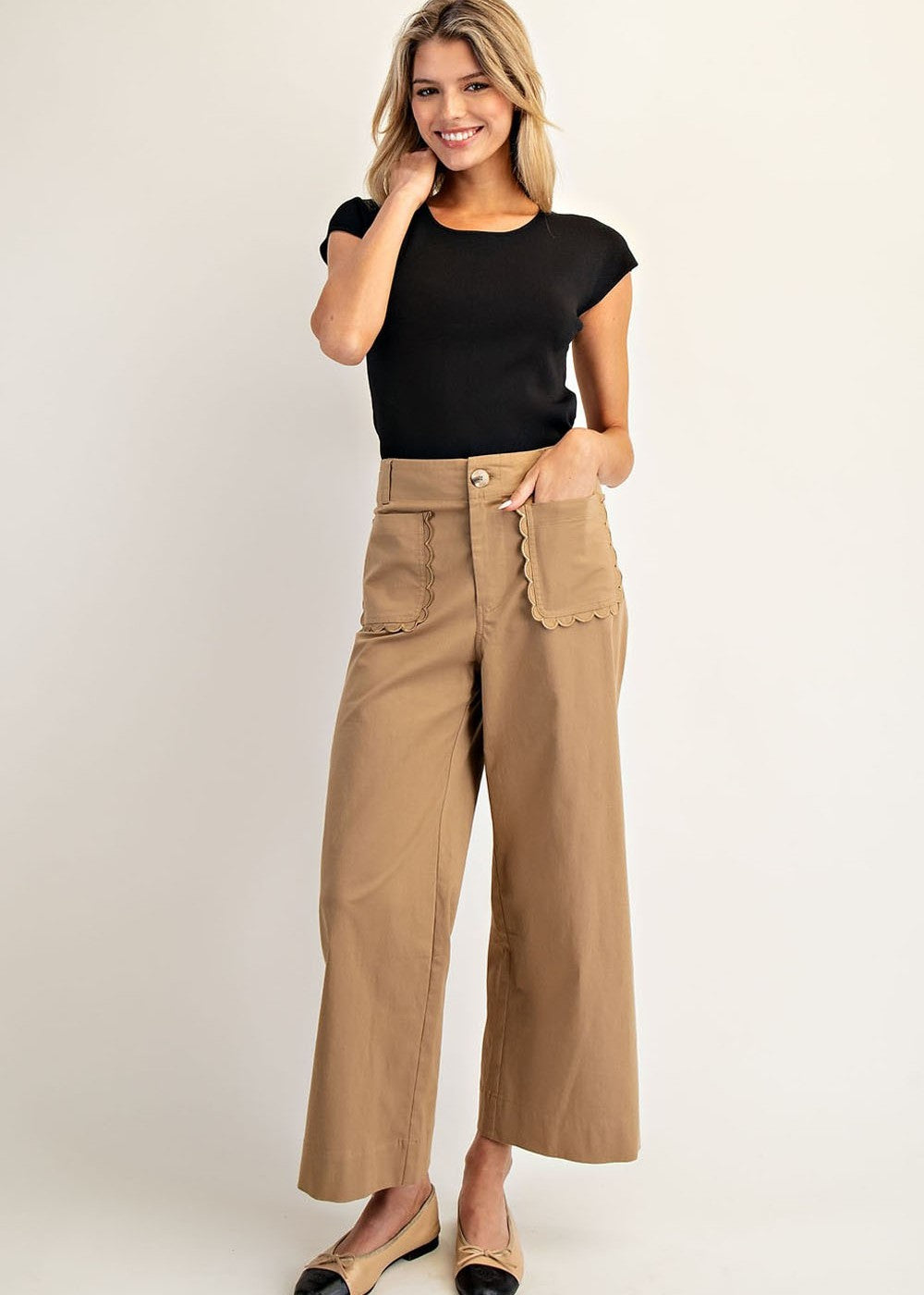 Scalloped Pocket Pants