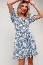Load image into Gallery viewer, Sweetheart Floral Print Dress
