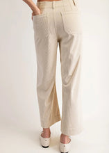 Load image into Gallery viewer, Patch Pocket Cords
