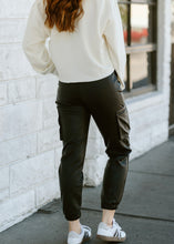 Load image into Gallery viewer, Jolene Joggers
