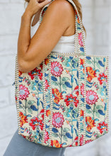 Load image into Gallery viewer, Quilted Market Bag
