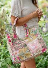Load image into Gallery viewer, Quilted Patchwork Tote Bag
