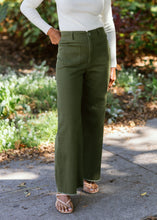 Load image into Gallery viewer, Patch Pocket Pant
