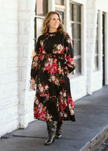 Load image into Gallery viewer, Manuela Maxi Dress
