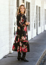 Load image into Gallery viewer, Manuela Maxi Dress
