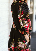 Load image into Gallery viewer, Manuela Maxi Dress
