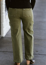 Load image into Gallery viewer, High Rise Cargo Pants
