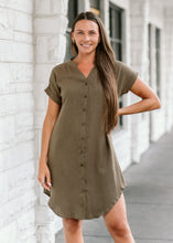 Load image into Gallery viewer, Simple Button Dress
