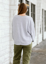 Load image into Gallery viewer, Relaxed Comfy Top
