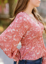 Load image into Gallery viewer, Floral Peplum Top
