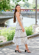 Load image into Gallery viewer, Estelle Midi Dress
