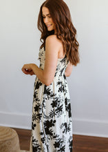 Load image into Gallery viewer, Vannessa Midi Dress
