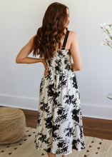 Load image into Gallery viewer, Vannessa Midi Dress
