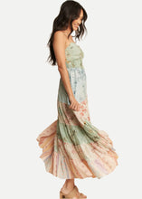 Load image into Gallery viewer, Havanna Maxi Dress
