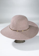 Load image into Gallery viewer, Wool Brim Floppy Hat
